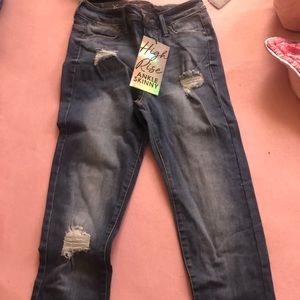 never worn fashion nova jeans